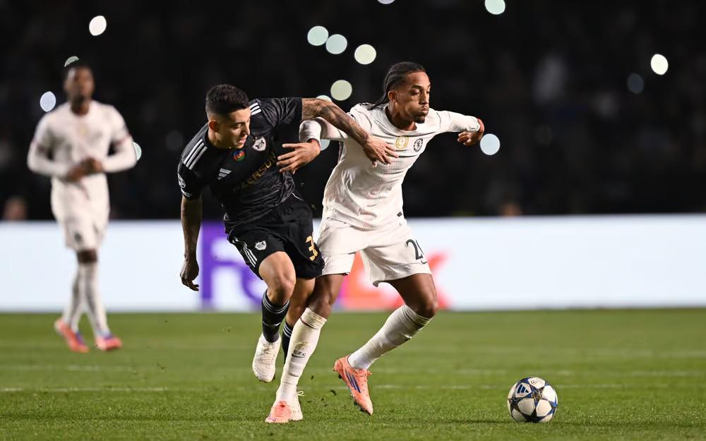 若昂-佩德罗：欧冠需全程专注，伤势无碍全力出战