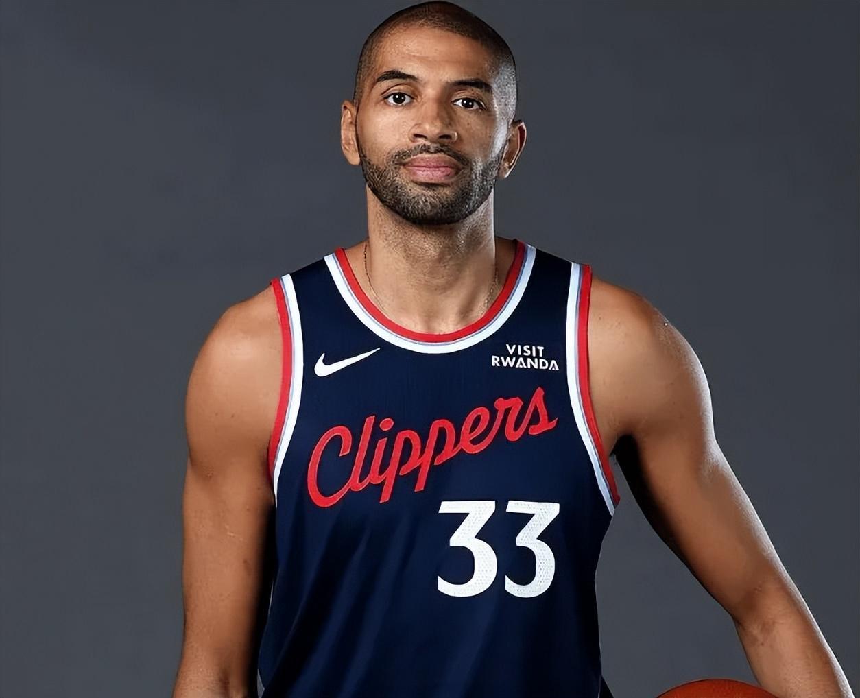 快船前景堪忧！五老将致防守崩溃，双核巅峰将逝，重建在即