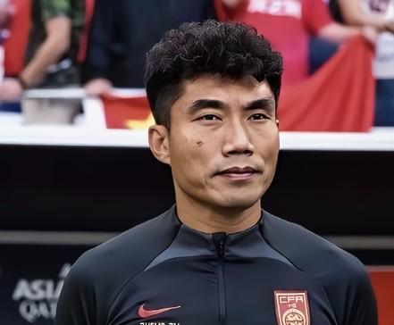 青岛西海岸新帅候选曝光：郑智成热门人选