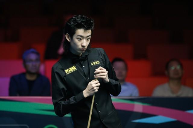 赵心童比赛瞬间