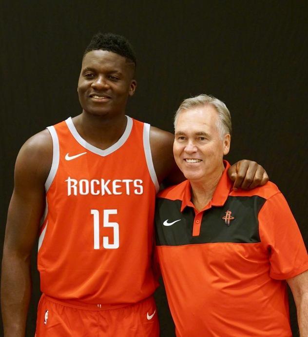 火箭队310万底薪签下奥科吉，三分命中率联盟前五成最大惊喜