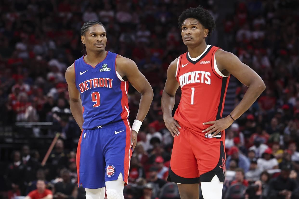 火箭队轮换阵容调整：9人变8人，新援复出成关键