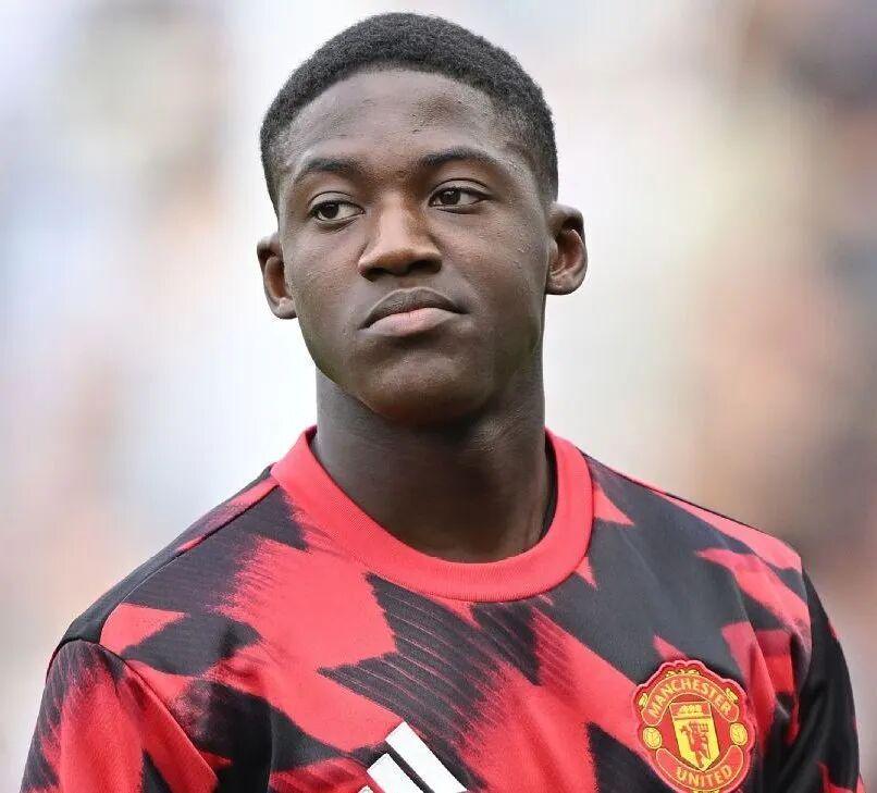 罗马诺爆料：西汉姆联承诺梅努首发，曼联或签顶级门将拉门斯