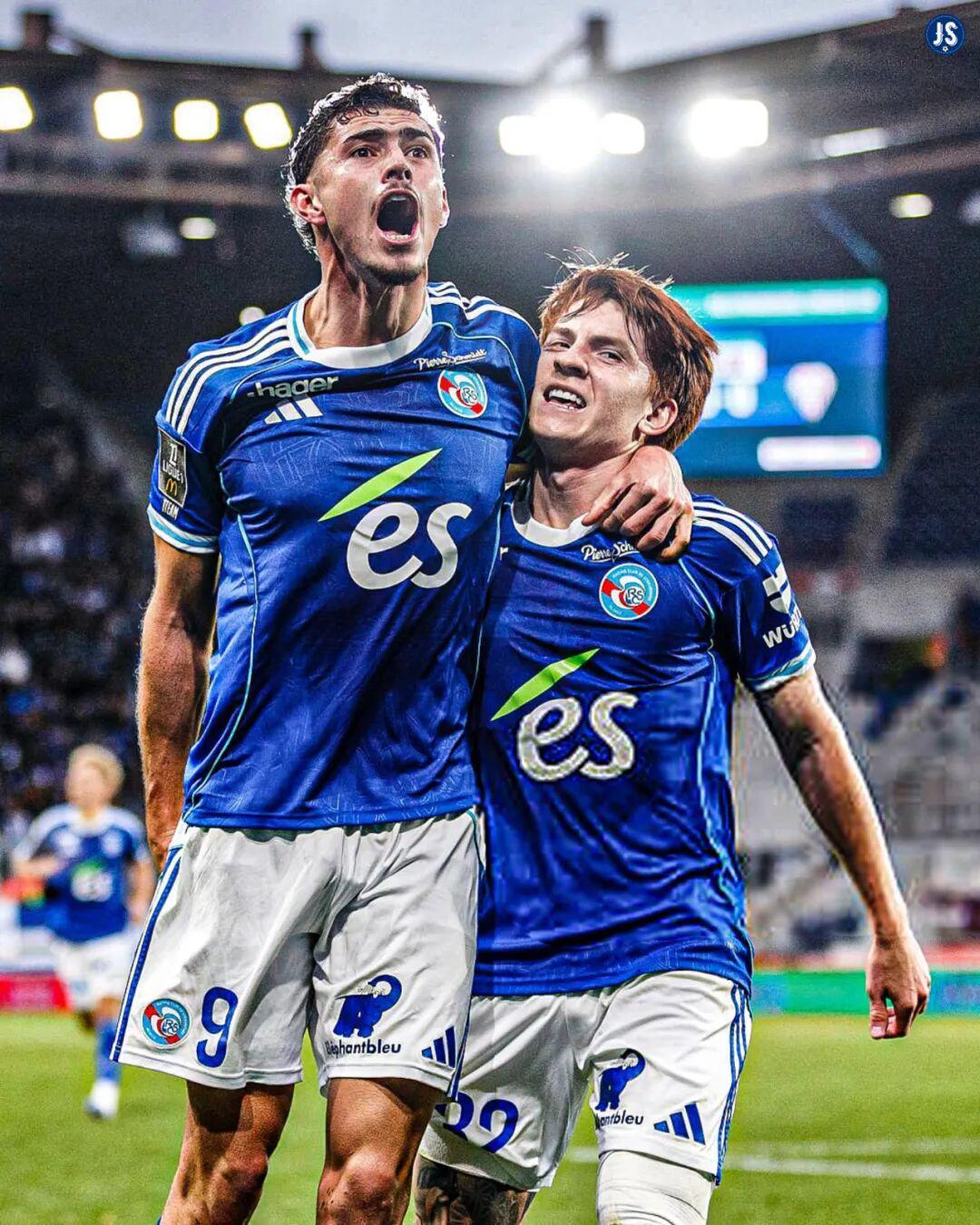 23岁高中锋帕尼切利11场9球领跑法甲，首入阿根廷国家队