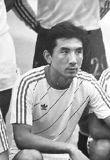 马林：从攻破达萨耶夫十指关到辽足传奇的足球人生