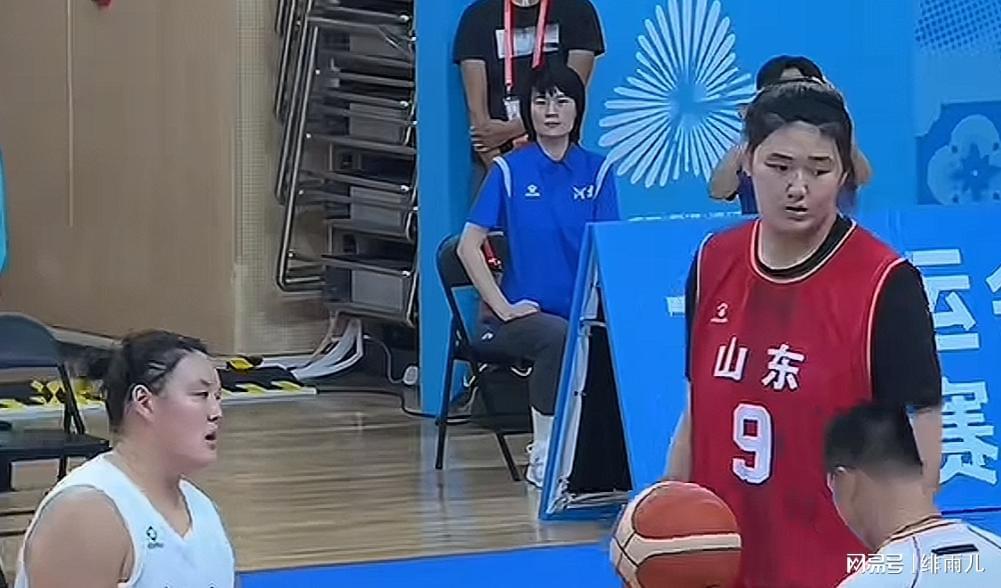 全运会U18女篮：张子宇24投22中狂轰55分，女篮内线新星崛起