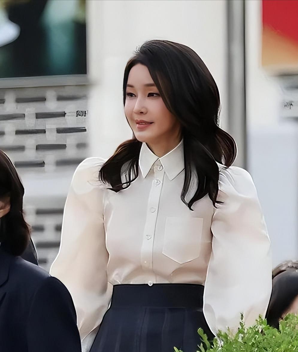 辩护律师与检方辩论