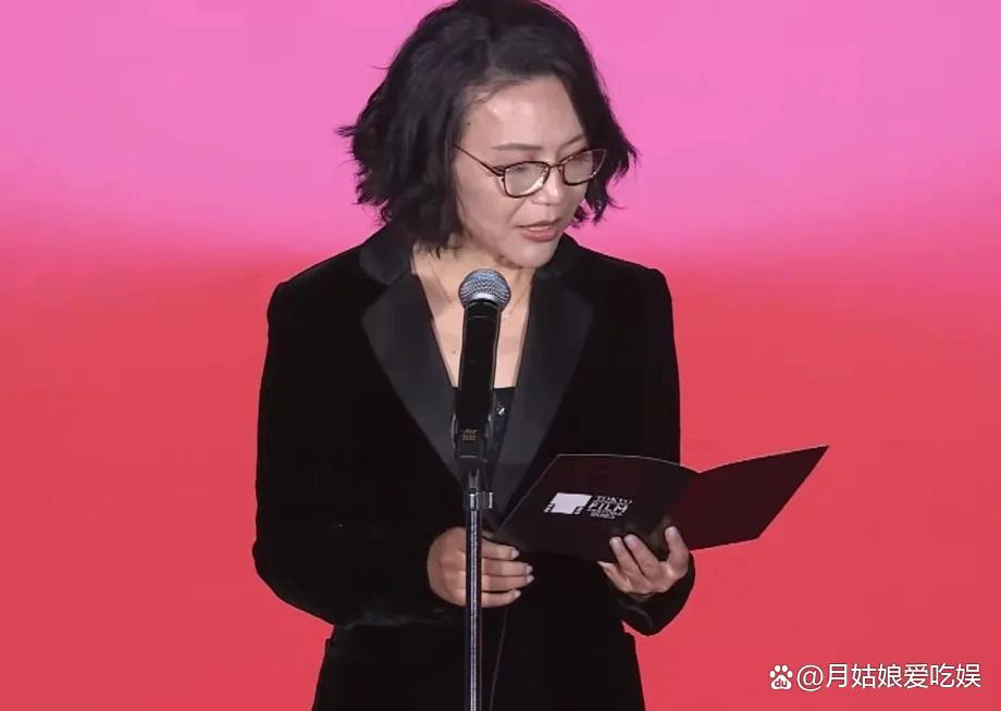 白百何落选后再发朋友圈内涵！文晏称不识白百何，不知沪圈，否认影帝提前内定