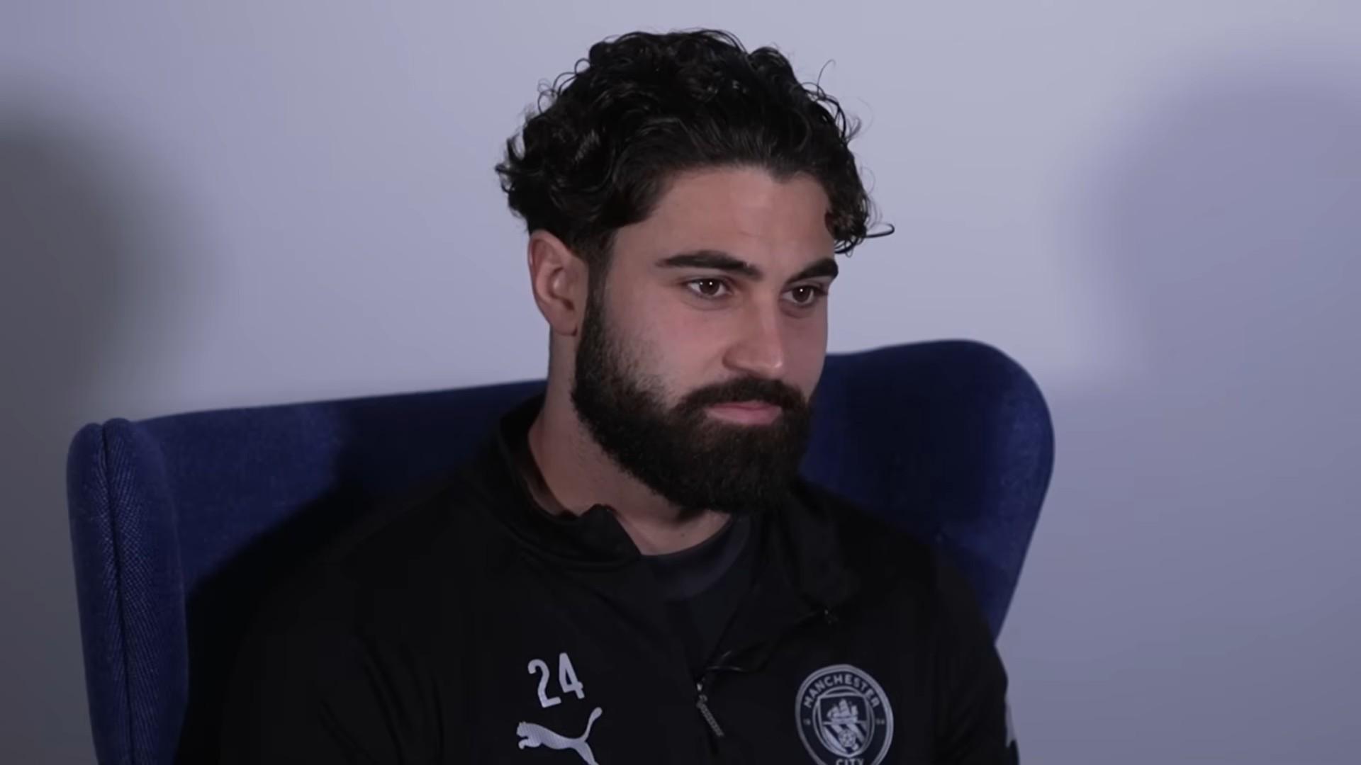 格瓦迪奥尔专访：曼城生活与足球人生，世界杯的梦想与挑战