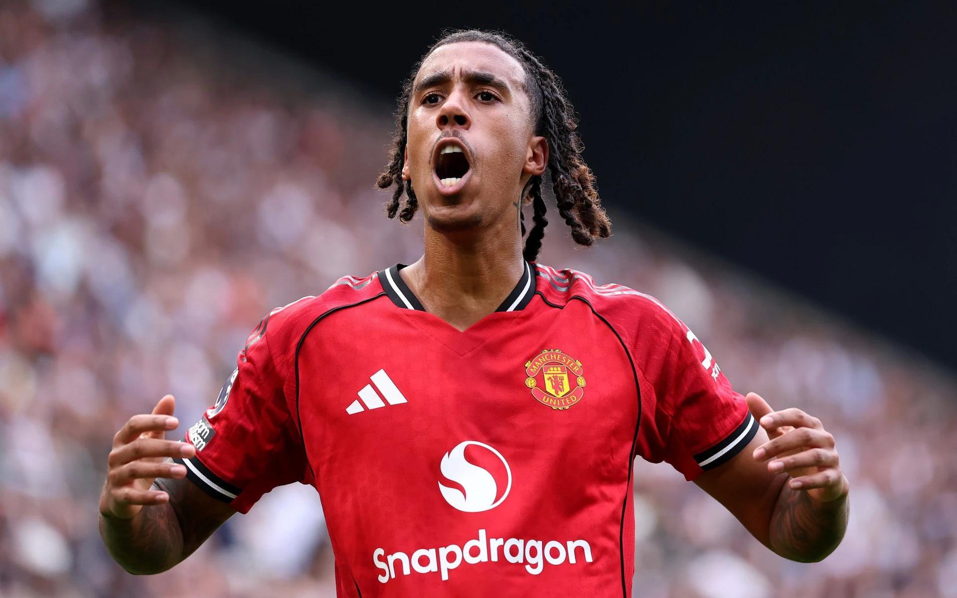 曼联后卫约罗：拒绝皇马不后悔，正能量球员是球队基石