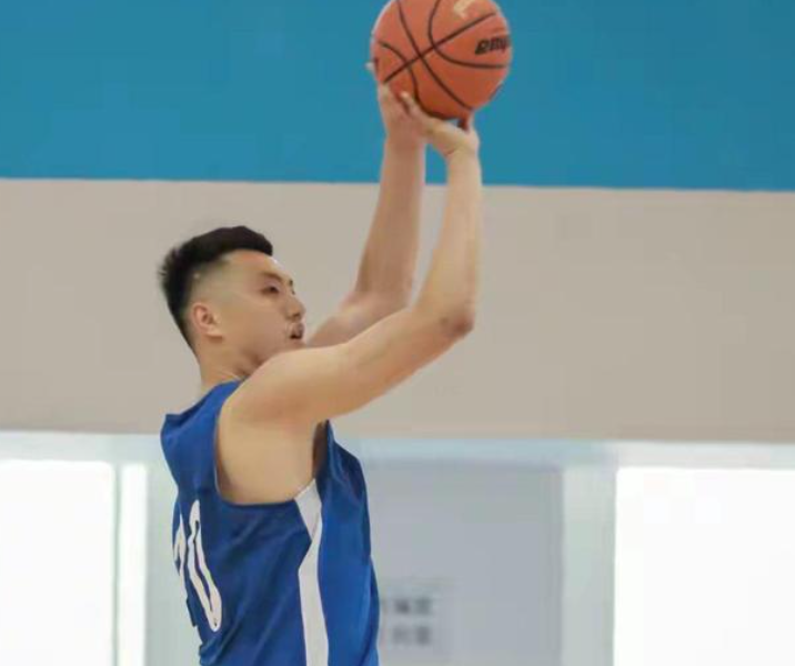 北京全运会大胜吉林！6人得分上双，翟晓川王少杰成定海神针