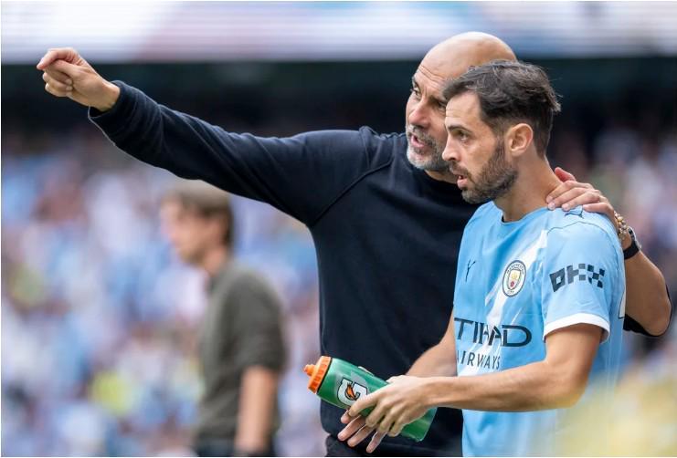 B席揭秘：瓜帅初至曼城原计划仅待三四年，赢球时仍严苛要求