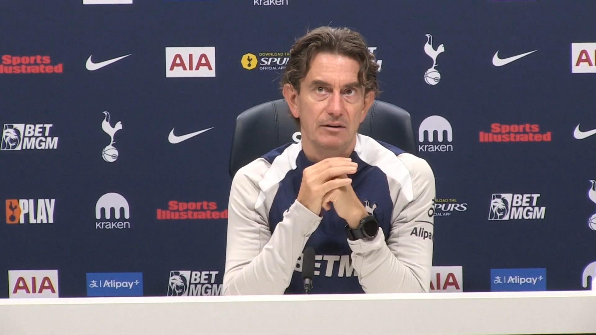 弗兰克盛赞姆伯莫：曼联进攻端核心，未来成就不可限量