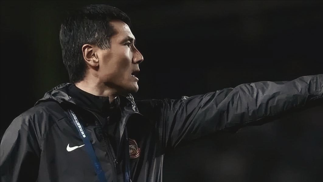 中国足协选帅争议：邵佳一上任引发热议