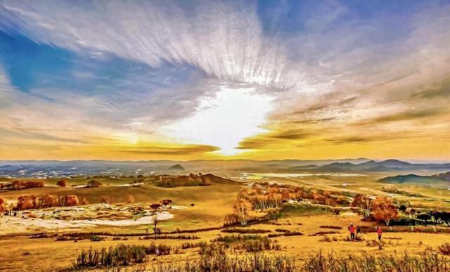 家庭最大悲哀：五十岁后父母过度介入，正在透支子女未来