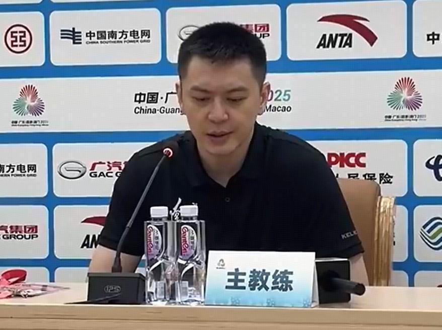 杨鸣谈辽篮：平均年龄最大，广东队占尽天时地利人和