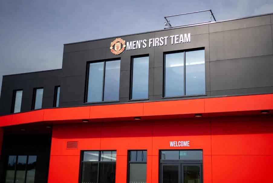 曼联开放卡灵顿训练基地参观，门票100镑且禁拍训练区域