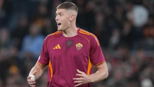 米体爆料：罗马三将伤缺，冬窗引援或锁定新前锋