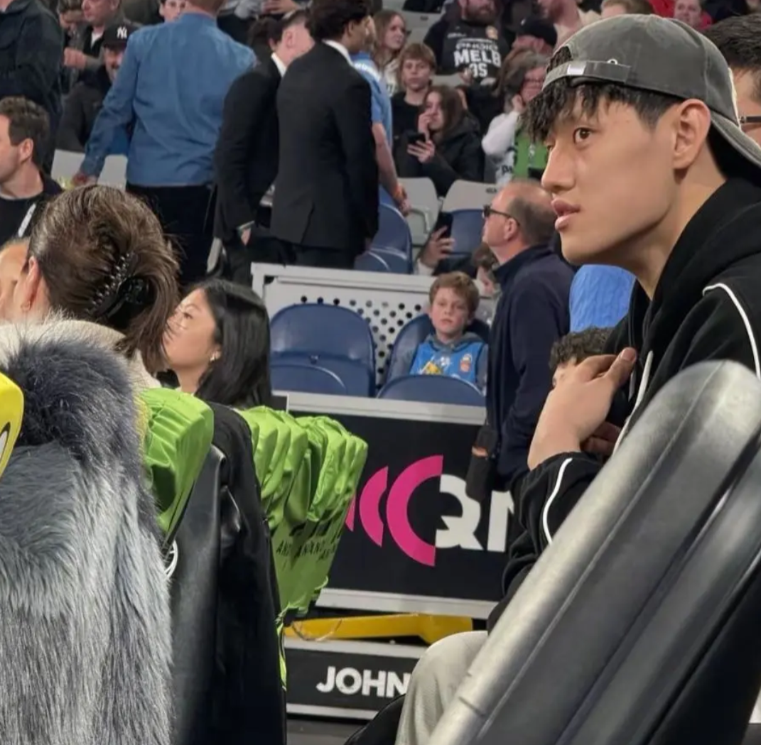 曾凡博赴澳康复训练+强化三分，备战世预赛与CBA新赛季