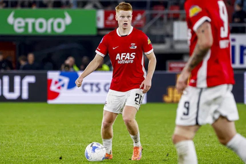 科曼盛赞阿尔克马尔新星斯密特：天赋堪比佩德里