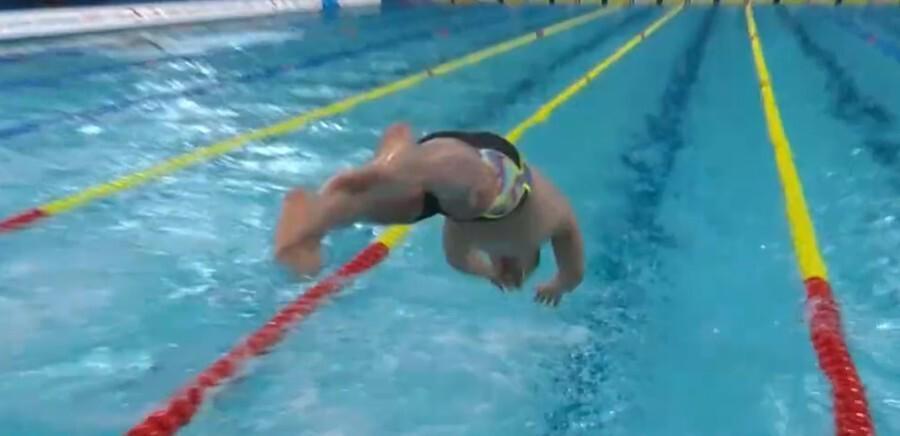 潘展乐全运会首金！浙江队4×100自由泳接力险胜夺冠