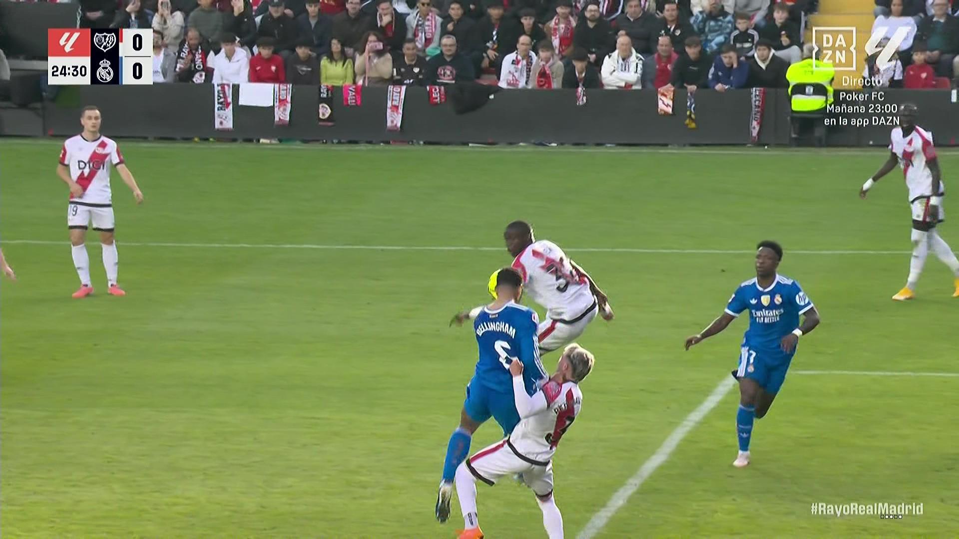 皇马西甲战平巴列卡诺，贝林姆巴佩遭拽倒未获点引争议