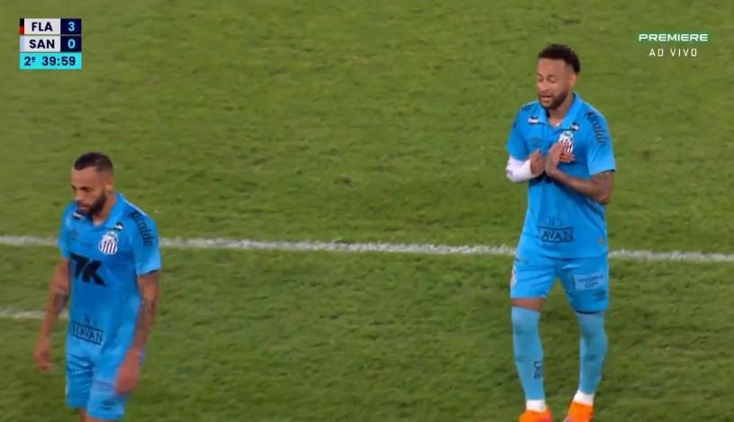 内马尔炮轰裁判：水平差且态度傲慢，赛场争议引关注