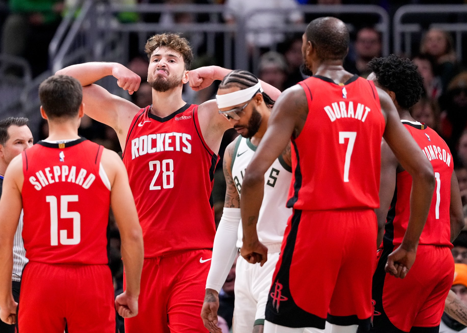 申京末节4中4锁定胜局！1数据逼近张伯伦，跻身MVP前十