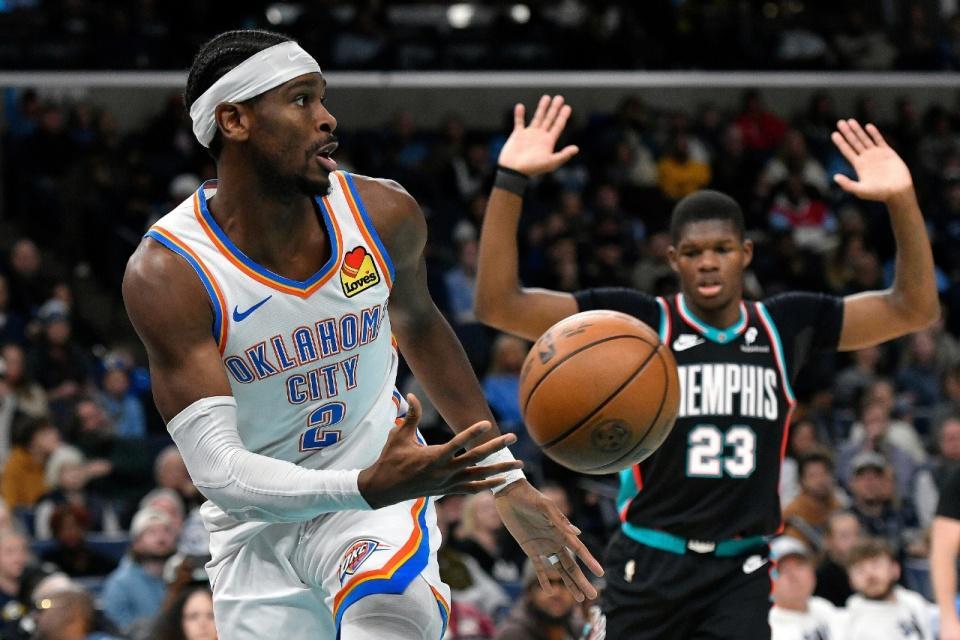 雷霆19分逆转灰熊豪取10胜 亚历山大35+7+6率队登顶联盟第一