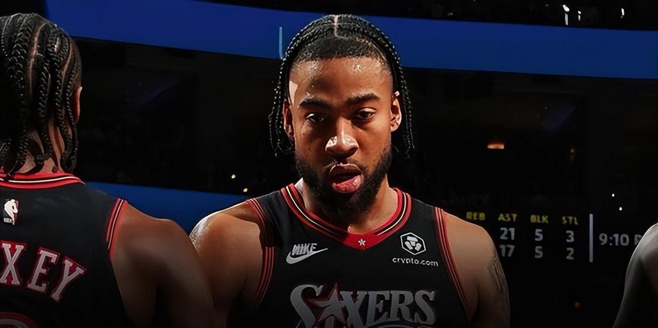 连篮网都放弃的特伦登·沃特福德，500万签约76人后场均10+6+5