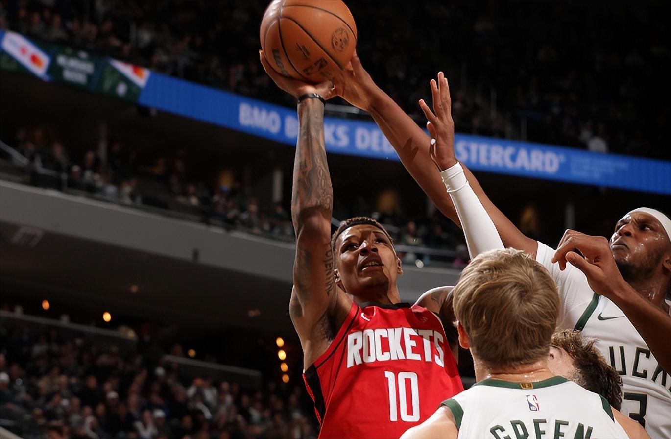 火箭锋线新星小贾巴里·史密斯：关键救赎背后仍需稳定性提升