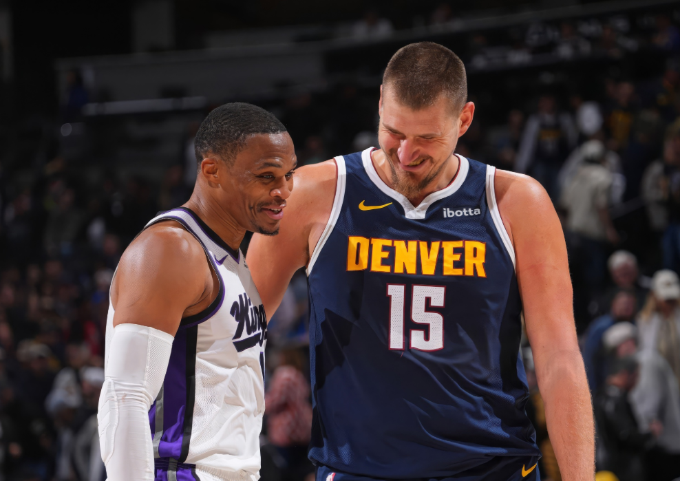 场均31+11+13！约基奇创历史，掘金强势崛起，4亿顶薪实至名归