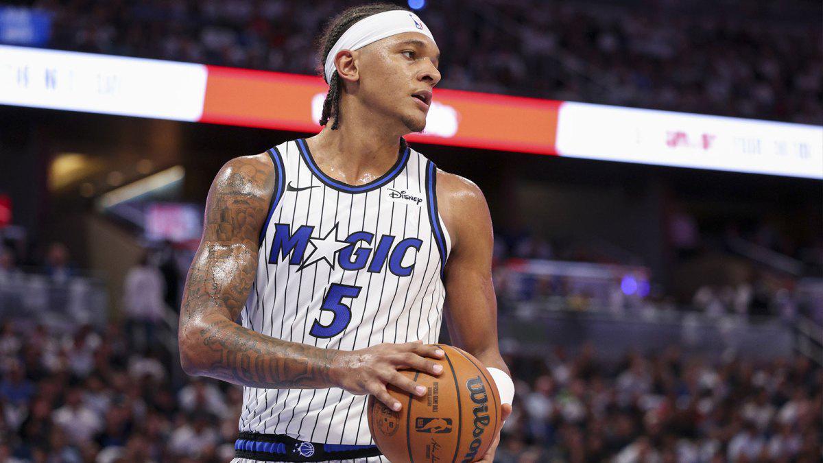 魔术队班切罗与莫斯利赛后沮丧，视频疯传引关注