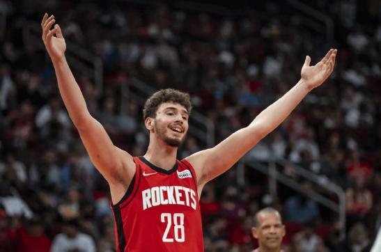 23岁申京成火箭核心，杜兰特在旁亦难掩其光芒