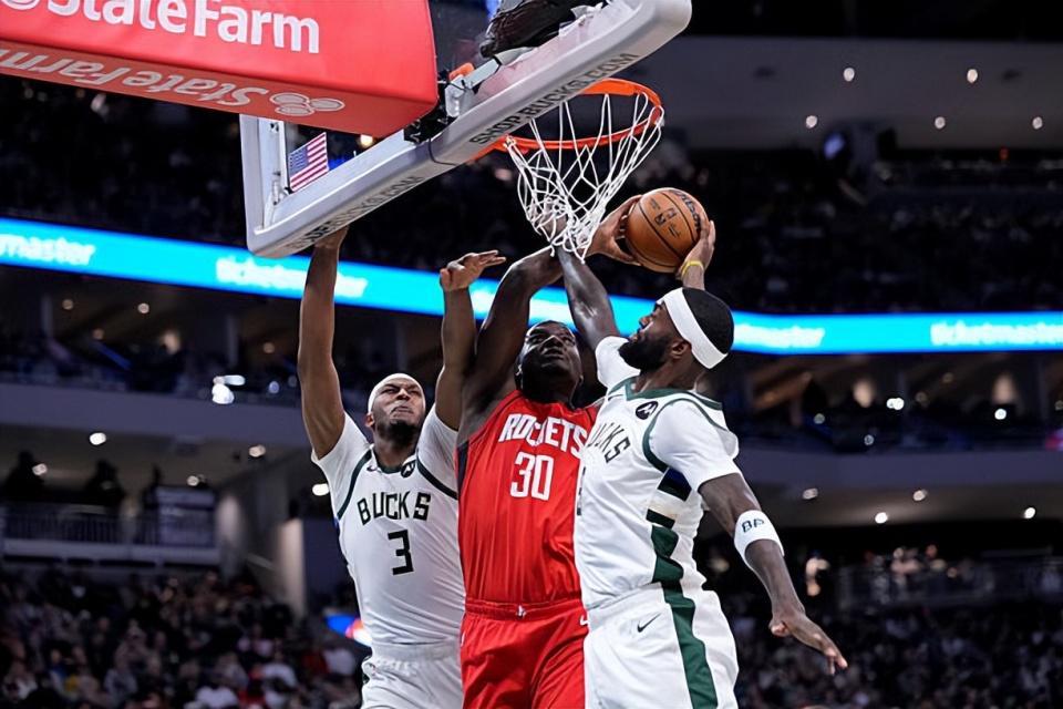 场均仅6分钟！火箭重金签下的卡佩拉为何沦为铁板凳？