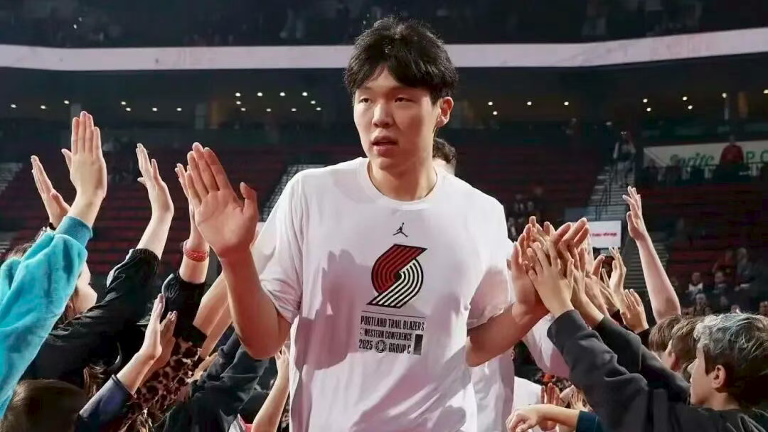 杨瀚森助力开拓者市值飙升6.5亿美金，商业价值凸显