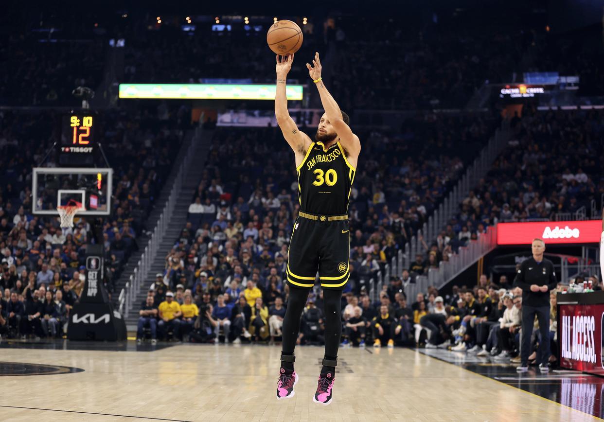 NBA退步最快球队：独行侠交易东契奇后惨遭滑铁卢