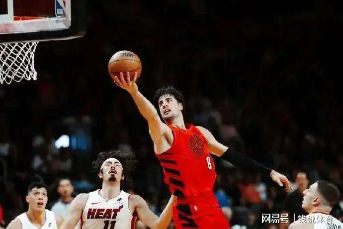本赛季NBA最超值交易：热火用两份合同换来得分王，快船失算