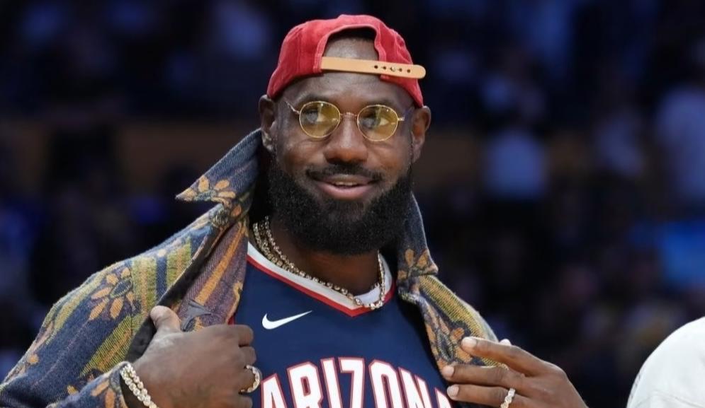 詹姆斯与湖人未来