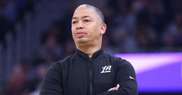 泰伦-卢谈快船四连败：篮板争抢不力需改进，避免给对手太多机会