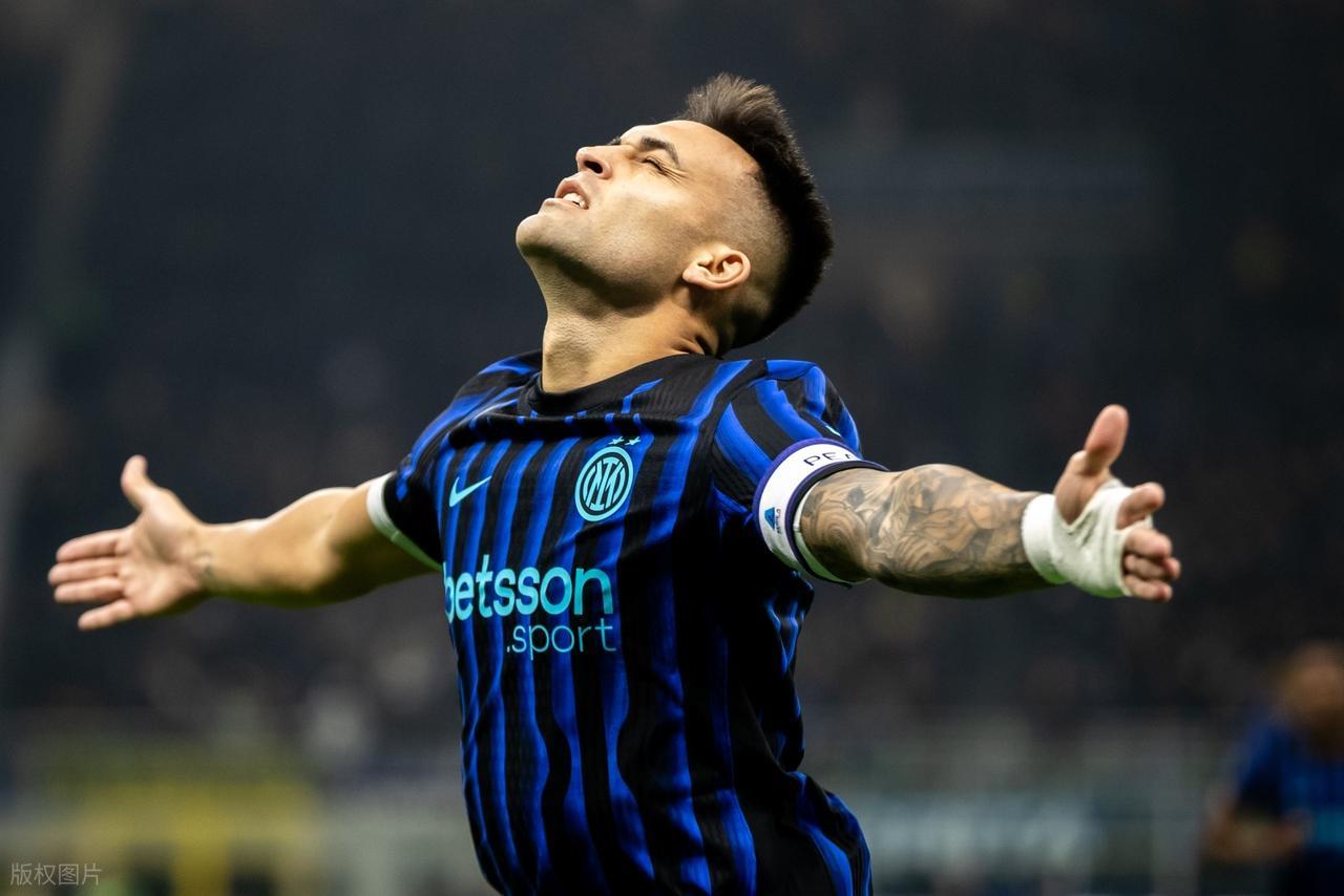 意甲积分战报：国米2-0胜拉齐奥登顶，那不勒斯失利跌至第四