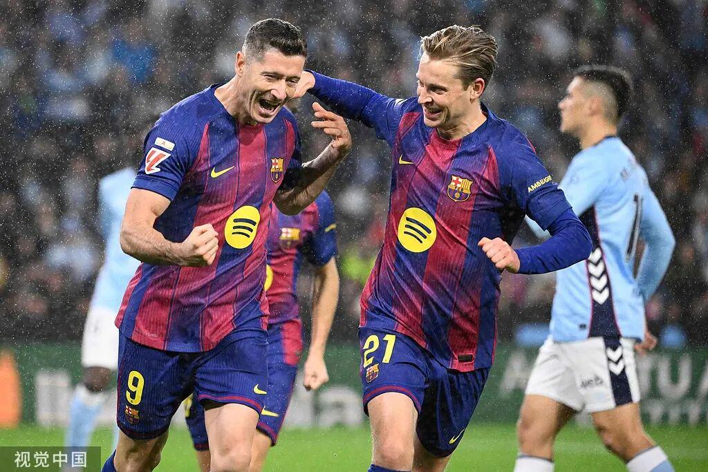 西甲战报：巴萨客场4-2力克塞尔塔，莱万戴帽亚马尔建功紧追皇马