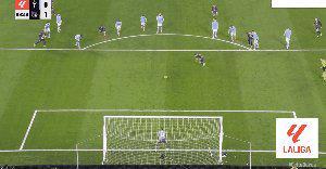 塞尔塔球员庆祝进球