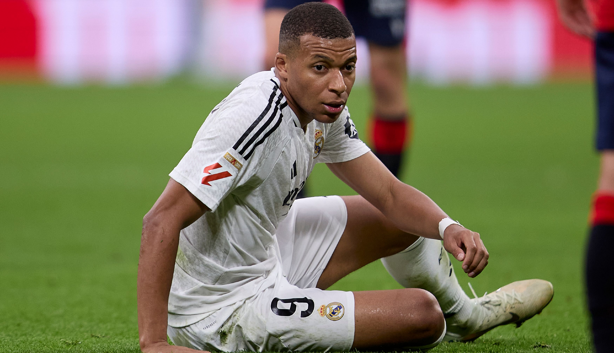 姆巴佩足球风格：创新还是复古？皇马困境揭秘