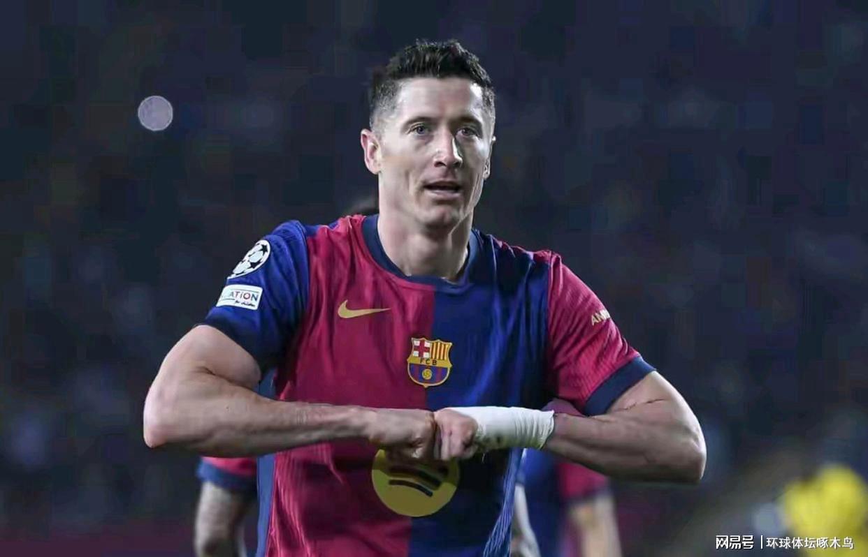 不老的传奇：莱万75球里程碑 在进球盛宴中定义永恒