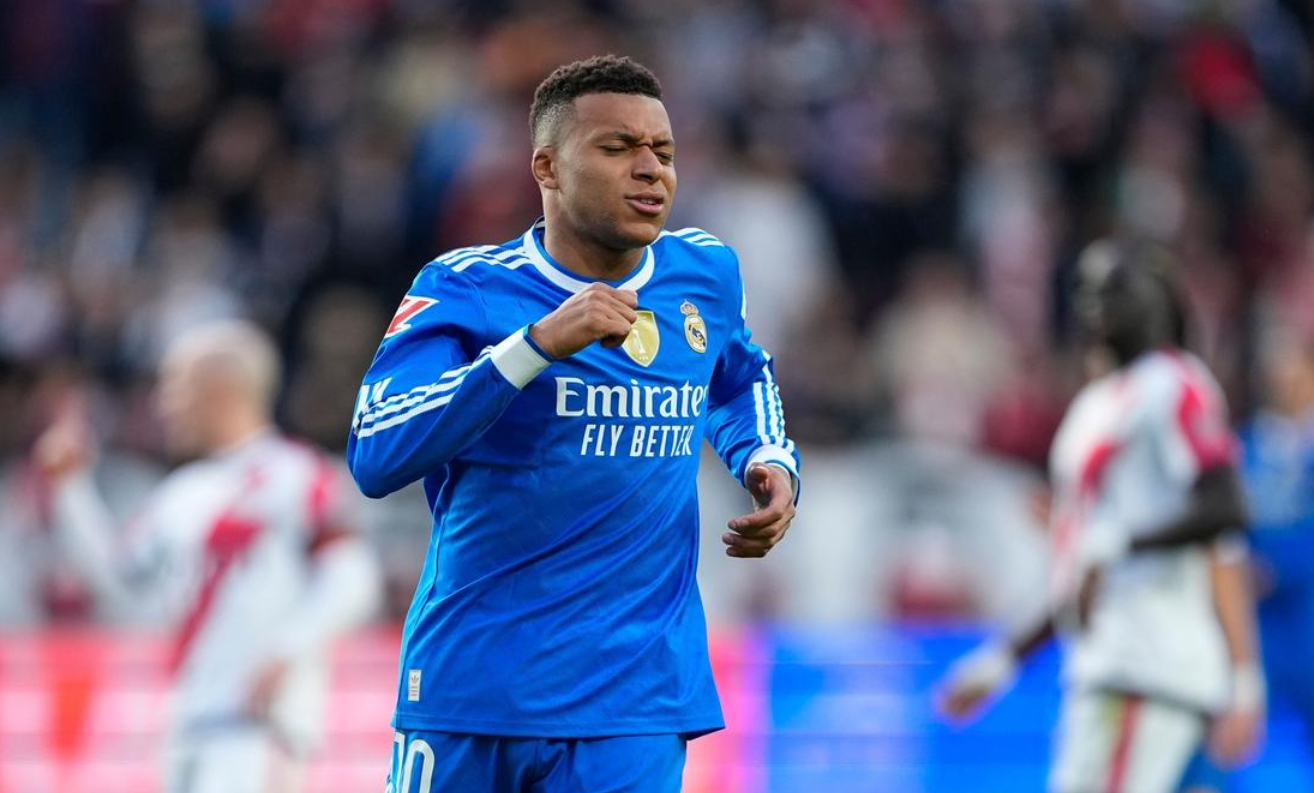 西甲第12轮战报：皇马平局失榜首优势，巴萨4球大胜紧追