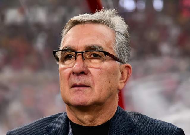 媒体揭秘：中国足协未介入伊万执教国足的战术与人员安排