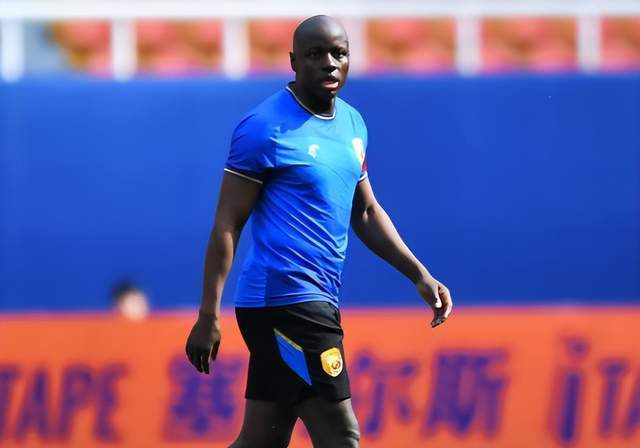 非洲外援穆谢奎中国联赛171球传奇：中甲铜靴+中国罗纳尔多提携者