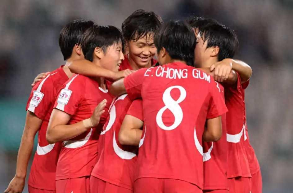 3-0完胜夺冠！朝鲜U17女足世界杯刷新四大纪录，卫冕成功