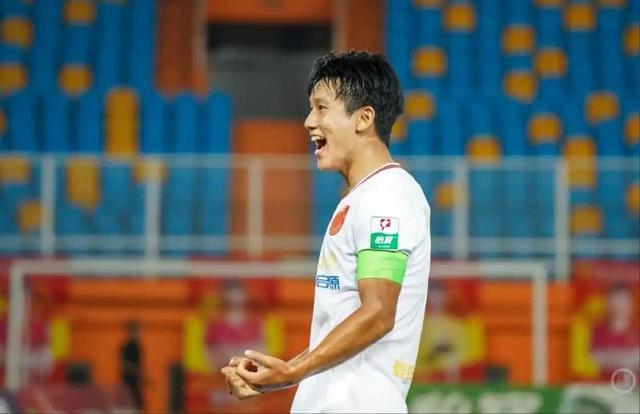 专访U22国脚向余望：坚守铜梁龙，中超舞台展雄心